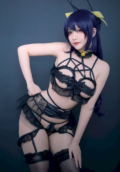 翩然而至