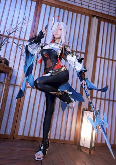 少女打擂台