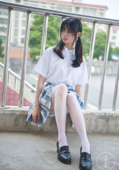 岁岁青莲