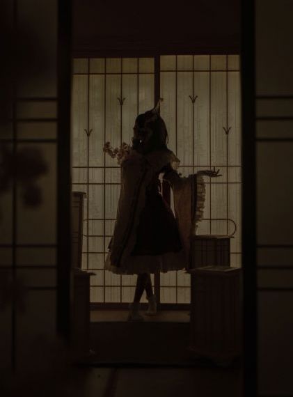 沼泽深处的女孩